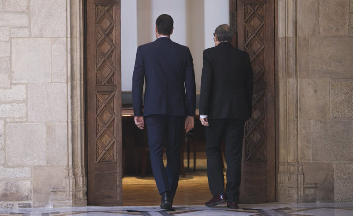 Reunió al Palau de la Generalitat de Catalunya entre els presidents català Quim Torra i l'espanyol Pedro Sánchez