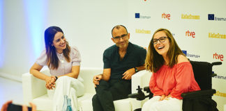 La Comissió Europea reuneix a Barcelona tres exerasmus amb experiències inspiradores per animar els joves a participar en el programa