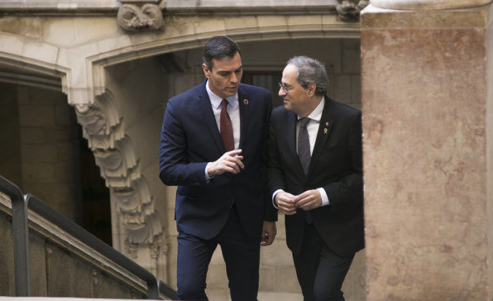 Reunió al Palau de la Generalitat de Catalunya entre els presidents català Quim Torra i l'espanyol Pedro Sánchez