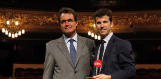 Mas: «Hi ha molts focs que amenacen el nostre país, però si l’esperit i l’ànima col·lectiva no es cremen tot és possible»