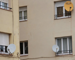 Palafrugell sancionarà els veïns que no retirin la parabòlica de la façana