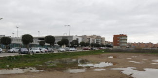Cassolades a Pardinyes per demanar una residència en lloc de l’alberg