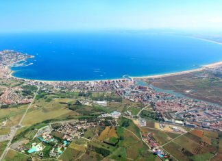 Roses reivindica els habitatges turístics regulats davant un debat massa sovint simplificat