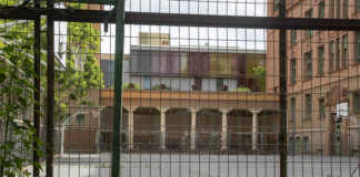 Classes de 13 i 15 alumnes a primària i secundària