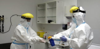 Una correcció en el recompte de dades fa baixar en prop de 3.300 els positius de Covid-19