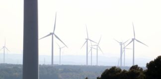 Un clúster eòlic d’Aragó inclou una nova línia de molt alta tensió que creuarà l’Ebre i Tarragona