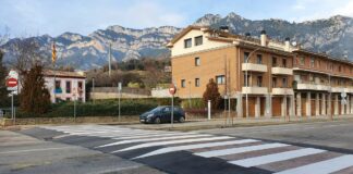 Berga adequa reductors de velocitat i passos de vianants elevats a diverses zones de la ciutat
