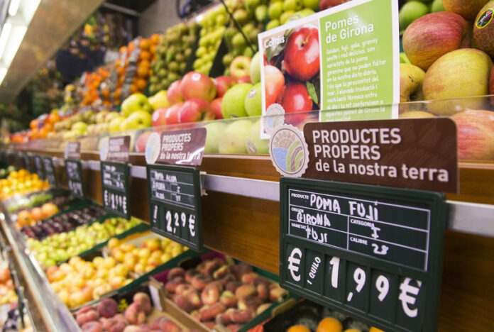 Supermercat Condis, que es vegin les lleixes amb productes de proximitat o cartells que ho indiquin.
