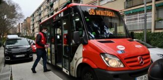 TMB posa en marxa avui una línia de bus a demanda
