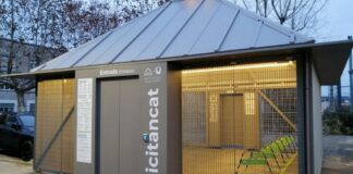 Ferrocarrils situa a Sant Vicenç un innovador aparcament de bicicletes