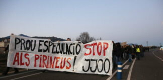 Berguedà i Ripollès tallen la C-16 i la C-17 per exigir votar en la consulta dels JJOO