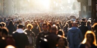 Eurobaròmetre: els europeus demanen al PE que la seva prioritat sigui la defensa de la democràcia