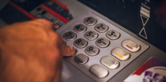 L’Ajuntament de Manresa reclama als bancs més sucursals i caixers automàtics