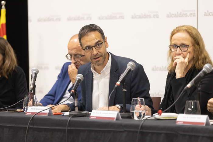 AL22-7676-colloqui-castellar