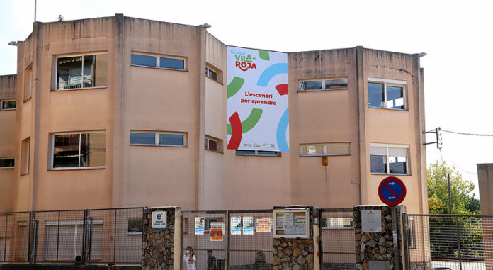 Girona. Escola de Vilarroja. És per a un tema de reordenació de Girona Est per al curs escolar 2022/2023.