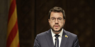 Aragonès fa cessar Puigneró