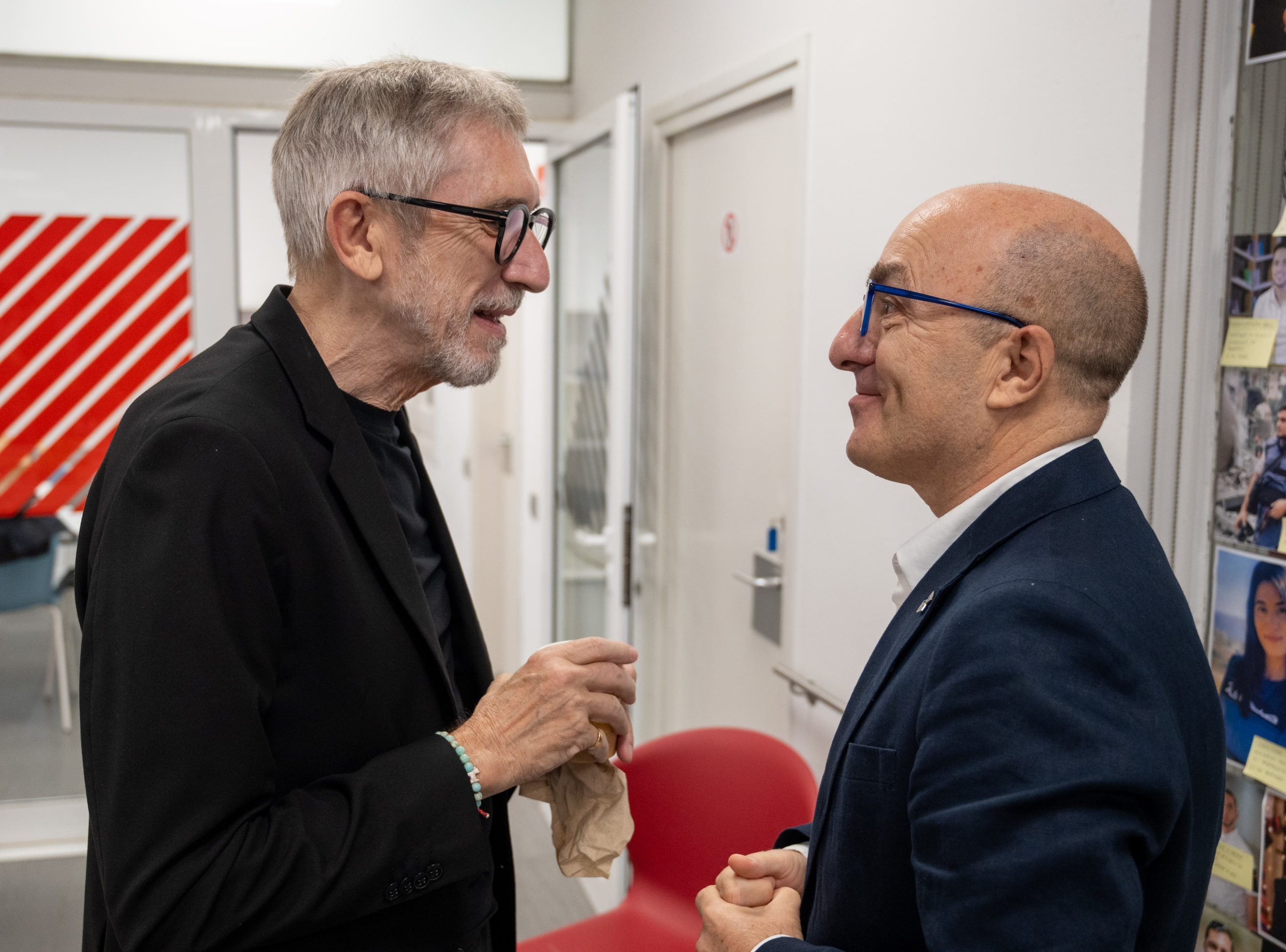 04664a77-5dd6-4b26-951f-1f957eac6a15