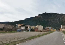 Un poble del Pirineu de Lleida vol desbloquejar terrenys per a cases: famílies que volen construir-hi nous habitatges no poden fer-ho