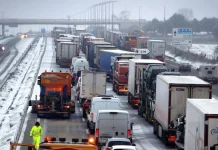El mal estat de l’autovia A-2 indigna els alcaldes de la zona