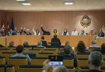 Moció de censura a Tàrrega de Junts i la CUP per destituir el govern d’ERC i el PSC