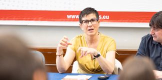 Filo Cañete, alcaldessa de Sant Adrià del Besòs, convidada al cicle “Alcaldes i Universitat 2026”, amb alcaldes.eu i la Universitat Pompeu Fabra